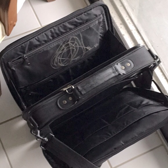 NEW Port Noteworthy Profession lap top/organizer/briefcase - Picture 3 of 13